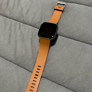 Fitbit Versa 2